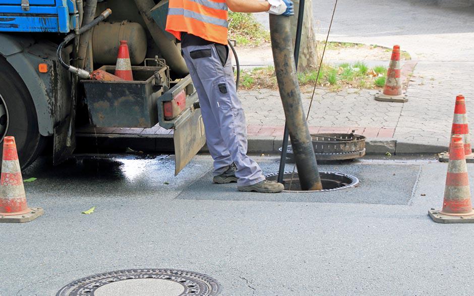 comment déboucher un évier Paris 9