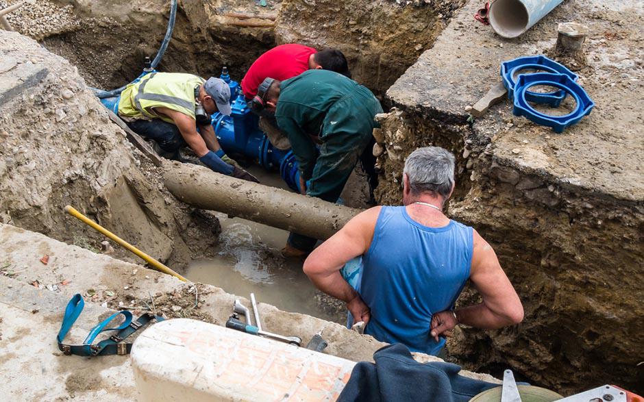 comment déboucher une canalisation Paris 9