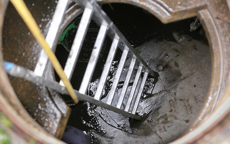 comment déboucher une canalisation Paris 9
